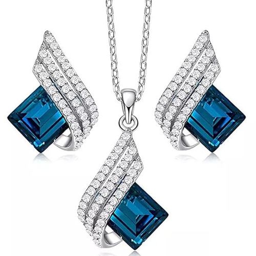 Stunning Crystal Jewellery Set