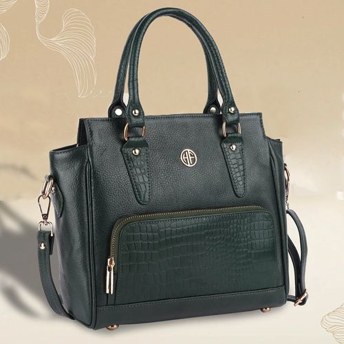 Sleek Leather Sling Handbag